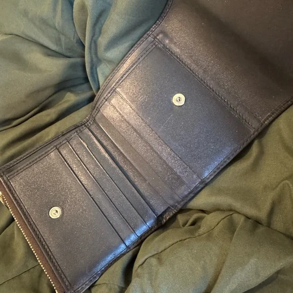 Burberry Black and Beige Plaid Wallet - Picture 7 of 9